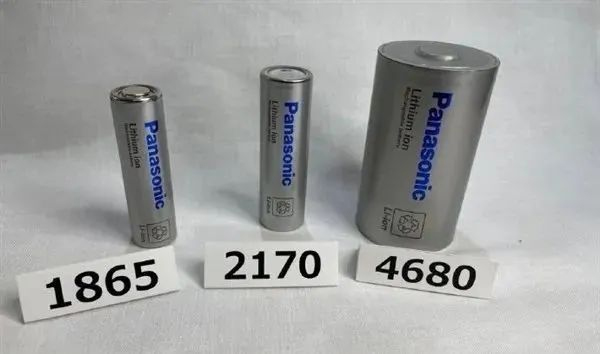 松下：3月底前开始大规模生产特斯拉4680电池(图1)