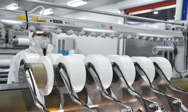 中材科技50亿元债券第一期发行在即 用于电池隔膜项目建设等(图1) 中材科技50亿元债券第一期发行在即 用于电池隔膜项目建设等(图1)
