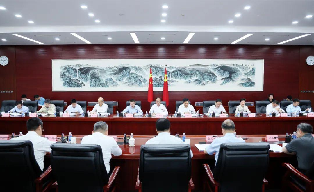 工信部部长李乐成主持召开全国新能源汽车动力电池回收利用工作专班第一次会议(图1)